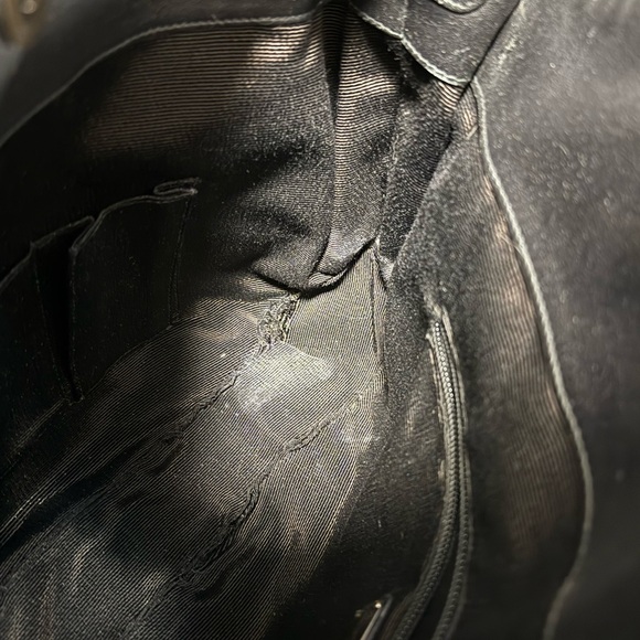 Salvatore Ferragamo Patent Shoulder Bag - Picture 14 of 17